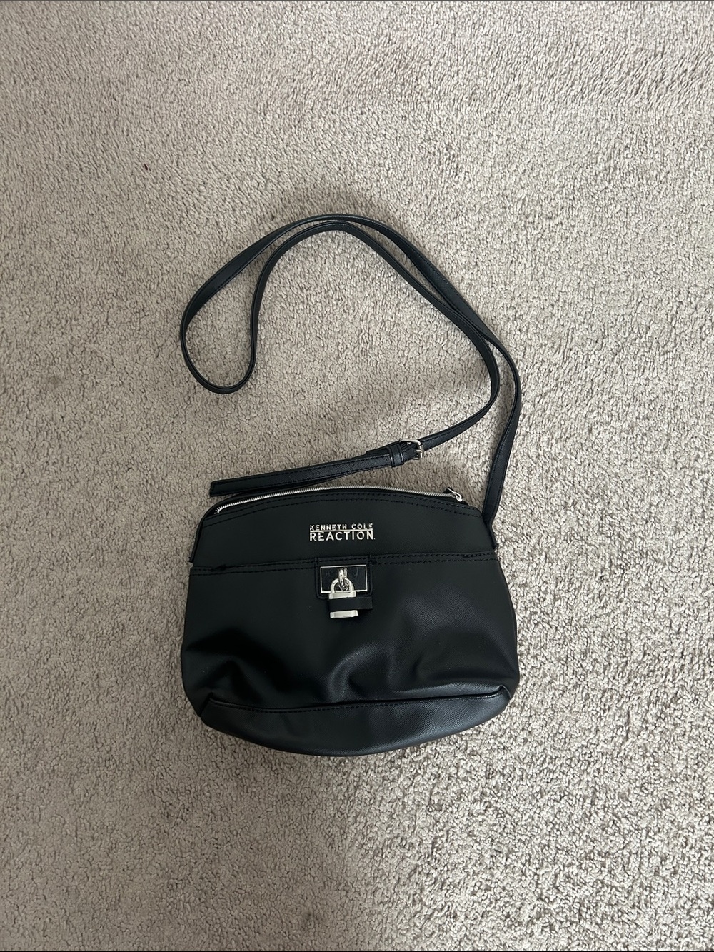 Kenneth cole bag